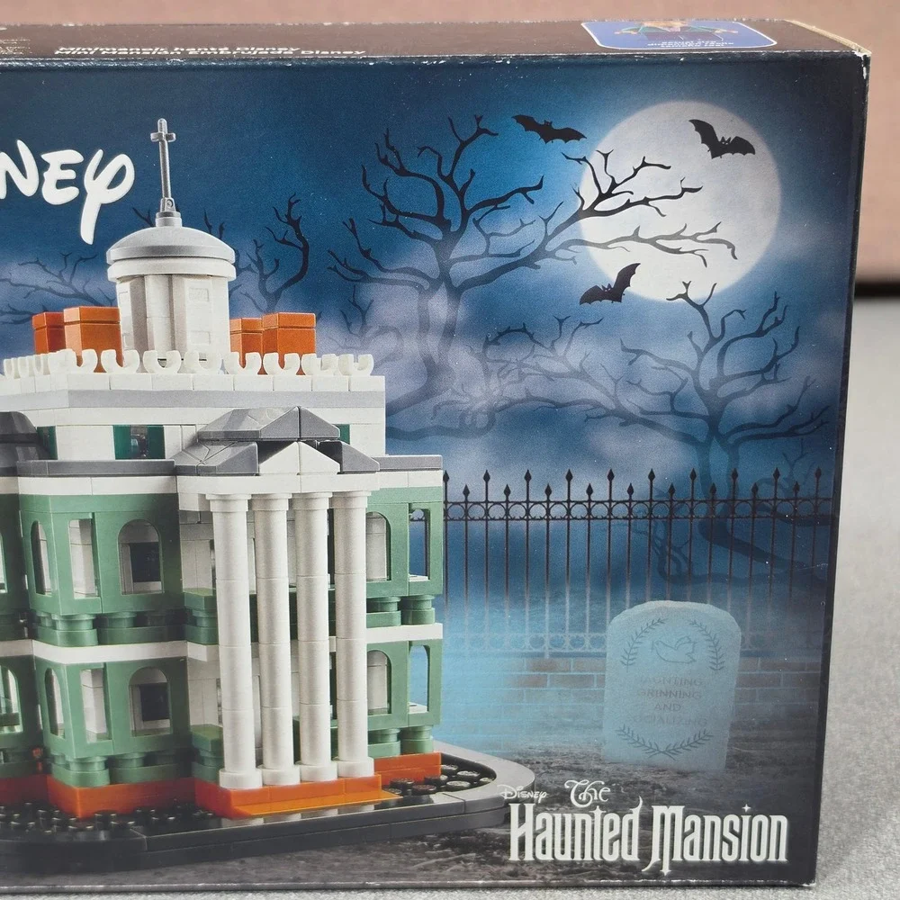 LEGO Mini Disney The Haunted Mansion 40521 Multicolor New Set 680 Pcs